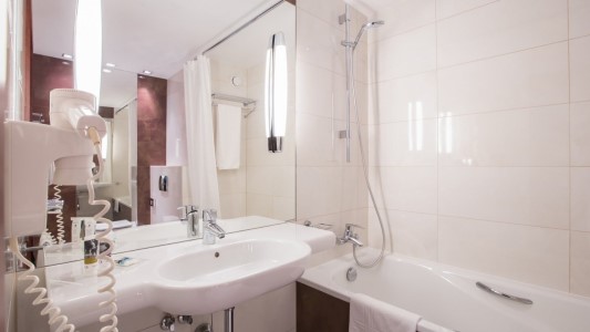 Hotell i bergen i Karpacz, semester på Sněžka