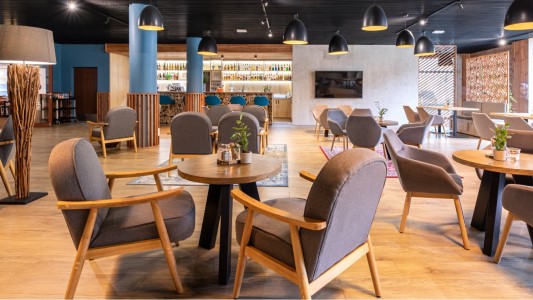 Hotell i bergen i Karpacz, semester på Sněžka